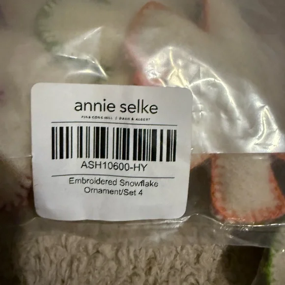 Colorful Felt Snowflake Ornaments - Picture 5 of 5